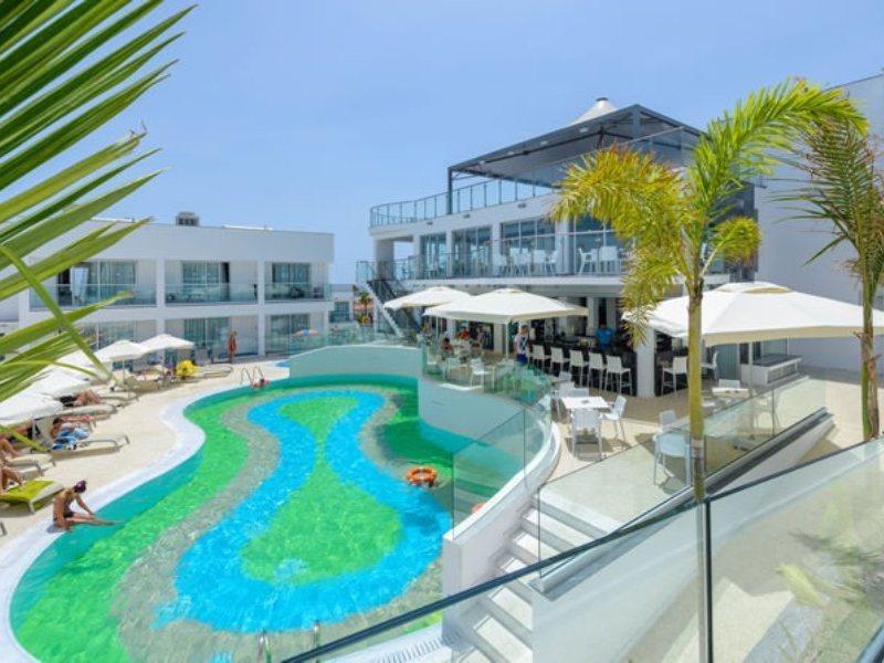 Tasia Maris Oasis Ayia Napa Exterior photo