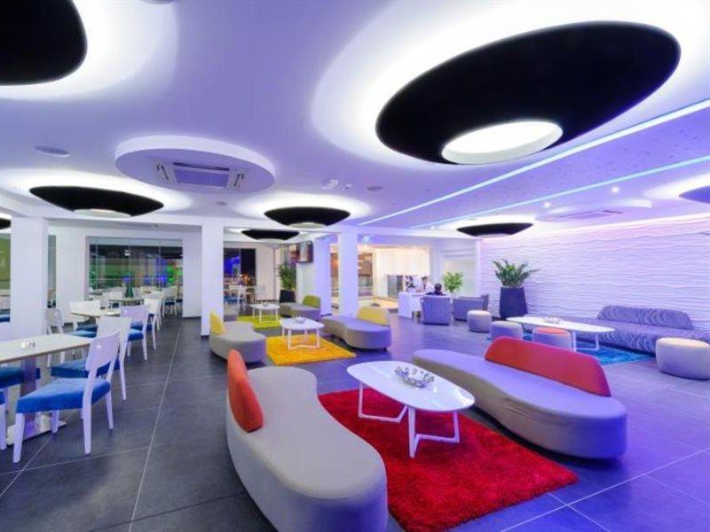 Tasia Maris Oasis Ayia Napa Exterior photo
